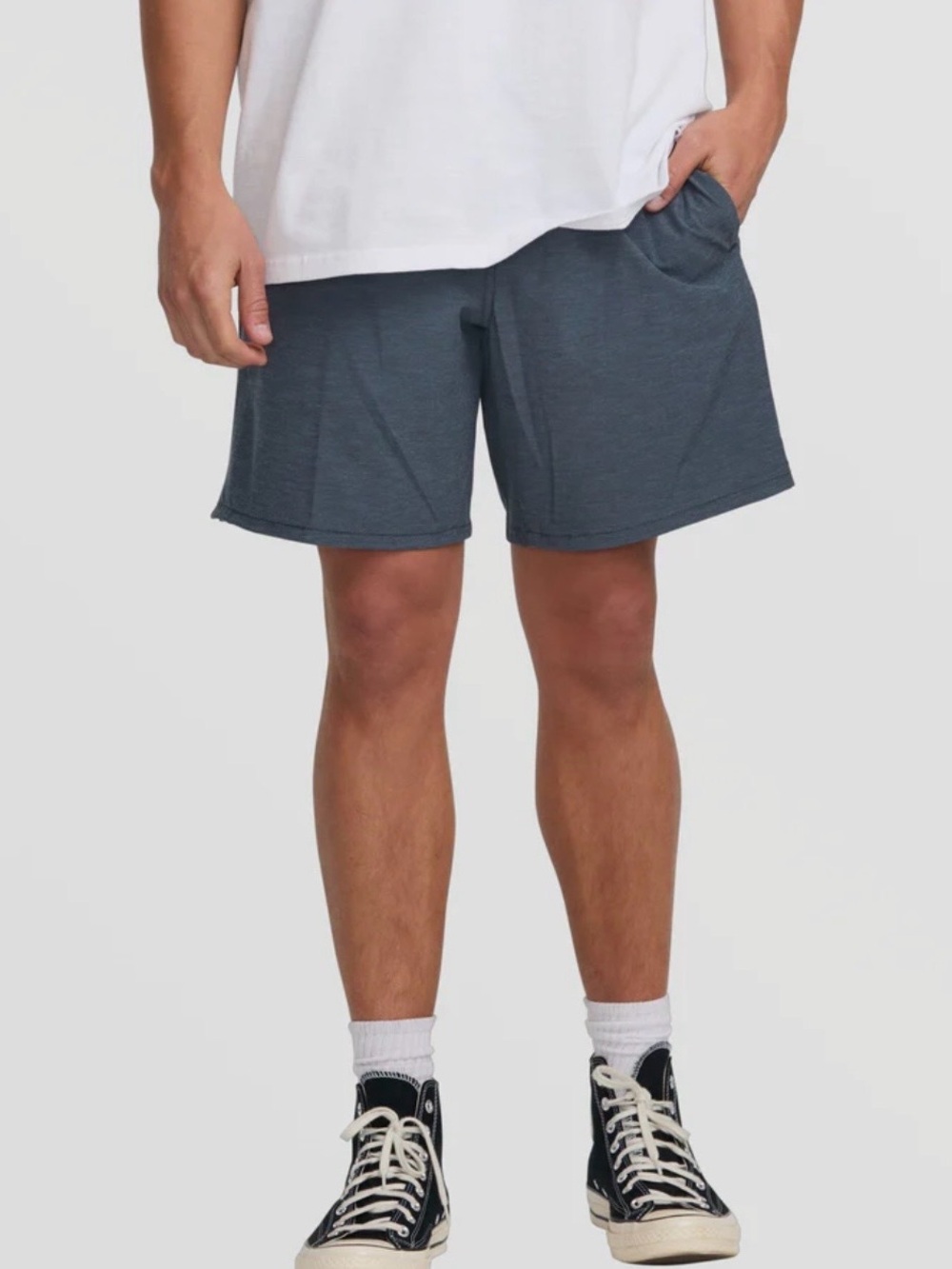 Billabong Crossfire Elastic Submersible 18" Hybrid Shorts in Navy size Large